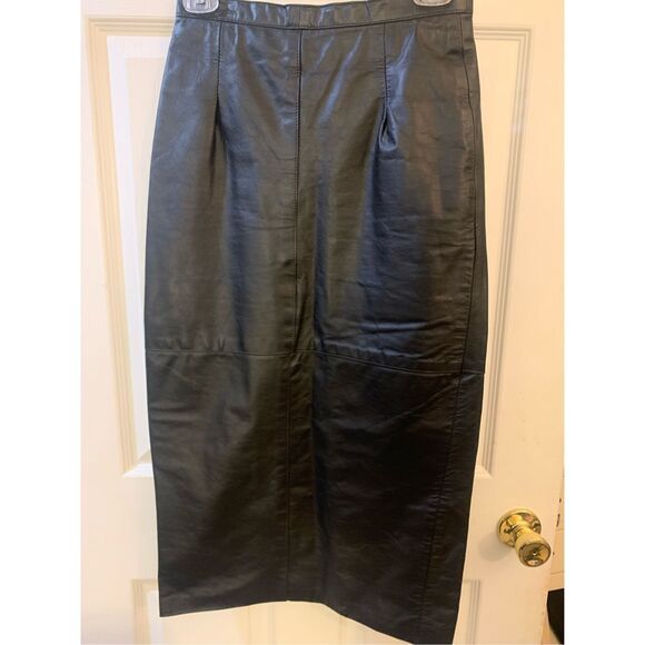 VINTAGE LEATHER SKIRT BLACK MIDI LENGTH Y2K OFFICE SIREN BUTTON DETAILS SZ 7/8 - Picture 3 of 9